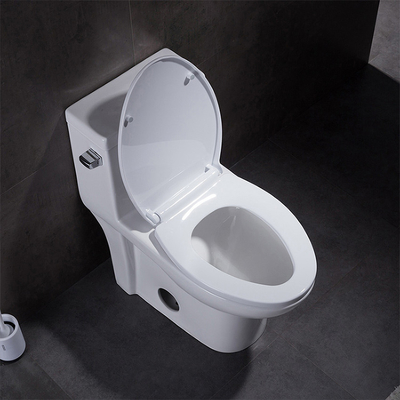 Επίπεδη τουαλέτα ύψους άνεσης 1 κομματιού 1,28 γαλονιού για το ηλικιωμένο άτομο